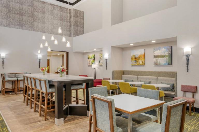 Hampton Inn & Suites Crawfordsville — photo 5