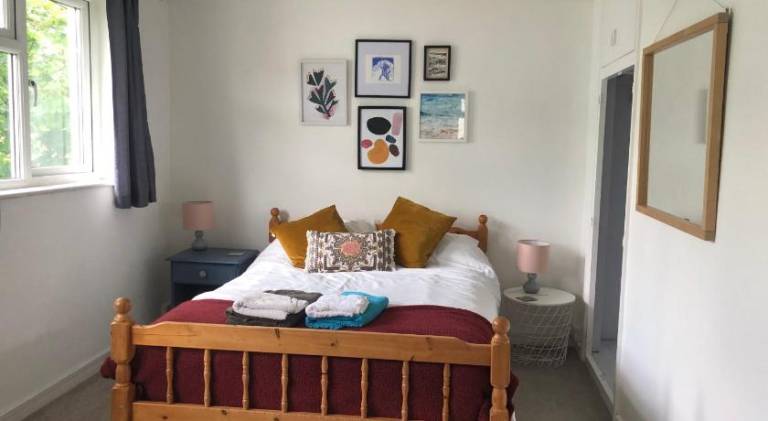 Stylish Room Close to Beaches in Falmouth