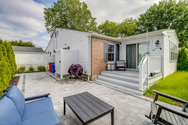 Cape May Quad w Grill 7 Blocks to Beach