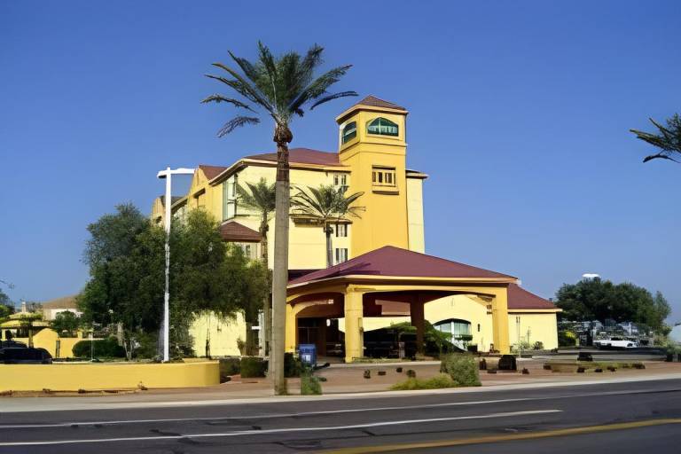 La Quinta Inn & Suites by Wyndham Phoenix Mesa West in Mesa, AZ