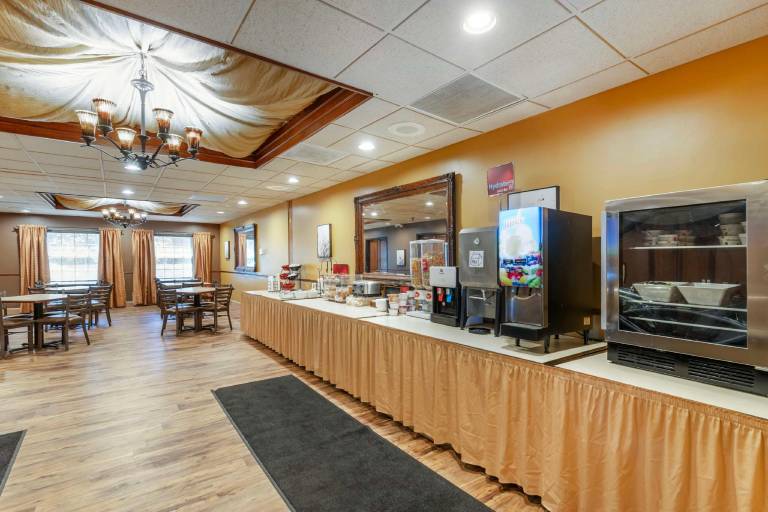 Best Western Plus Steeplegate Inn — photo 4