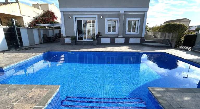 Beautiful villa with pool | Pets allowed in Mazarrón
