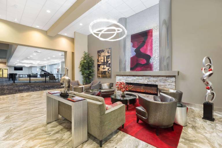 Clarion Inn Des Moines Airport — photo 3