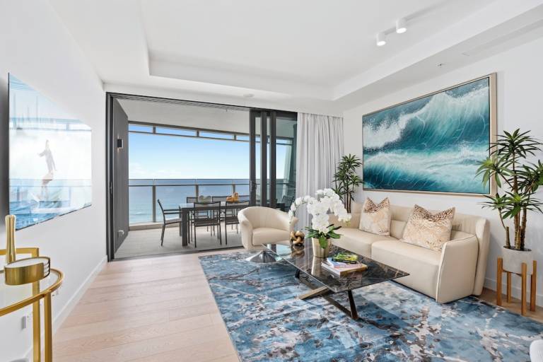 Apartment Surfers Paradise