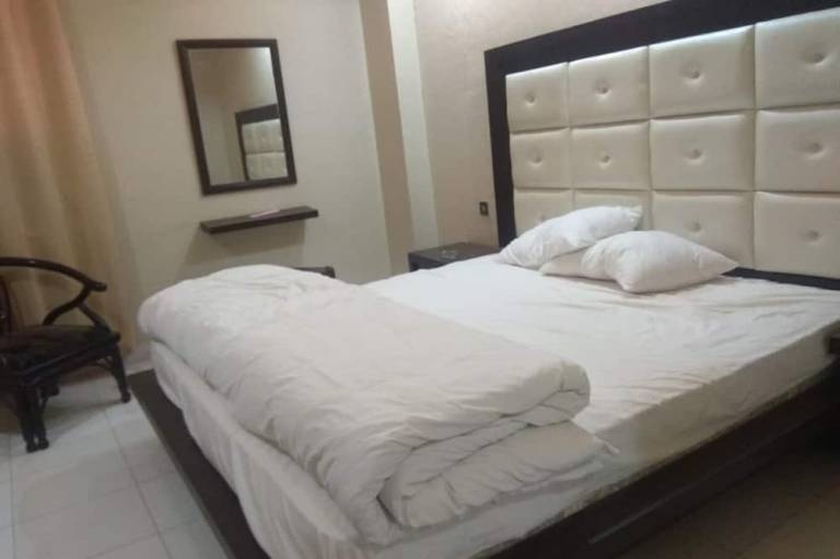 Executive One Hotel