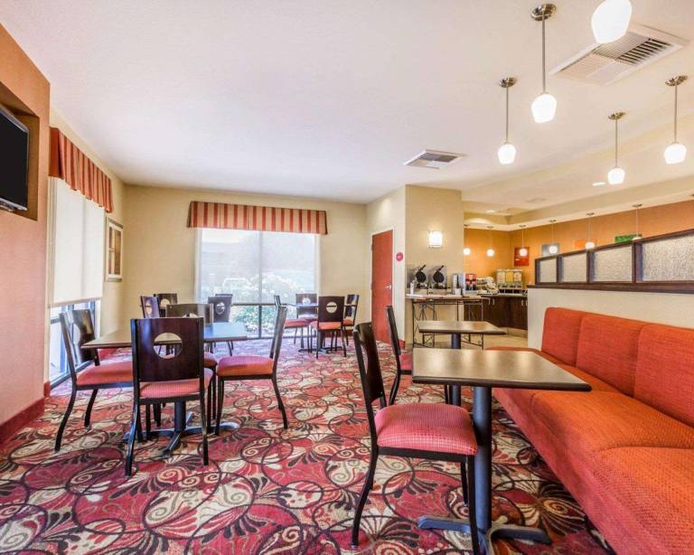 Comfort Suites Blythe — photo 4