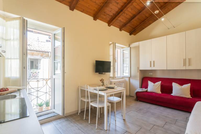 Holiday apartment | Near Como Cathedral | Panoramic view | Dogs allowed — photo 2