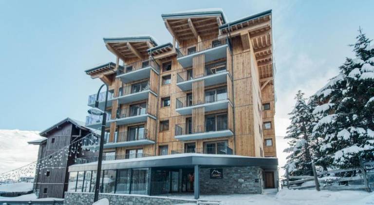Serviced apartment with sauna, hot tub & pool | Ski nearby | Dogs allowed in Tignes