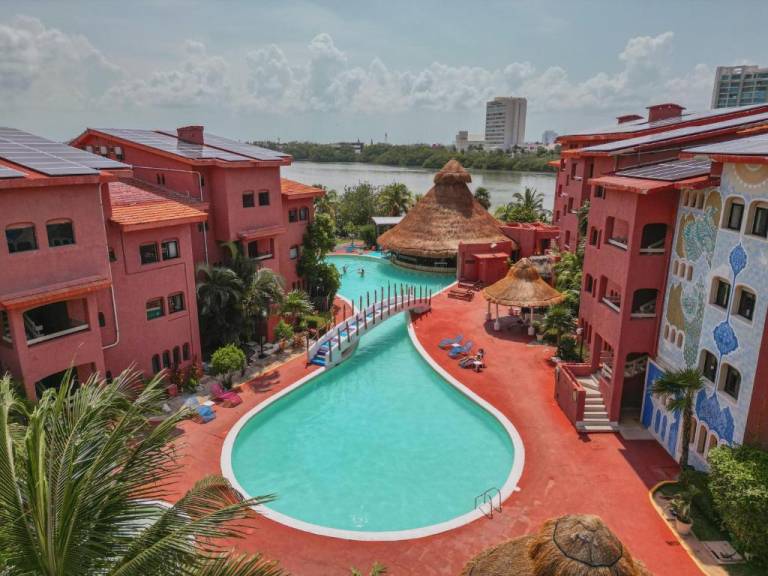 Nílu Cancún Zona Hotelera by Selina in Cancún