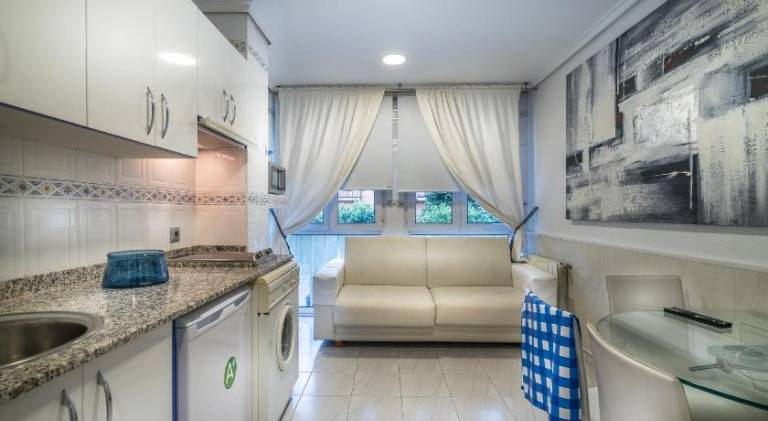Apartment with patio | Close to the beach | Pets are welcome — photo 3