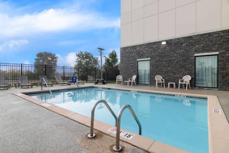 Comfort Suites Rensselaer near Fair Oaks — photo 4