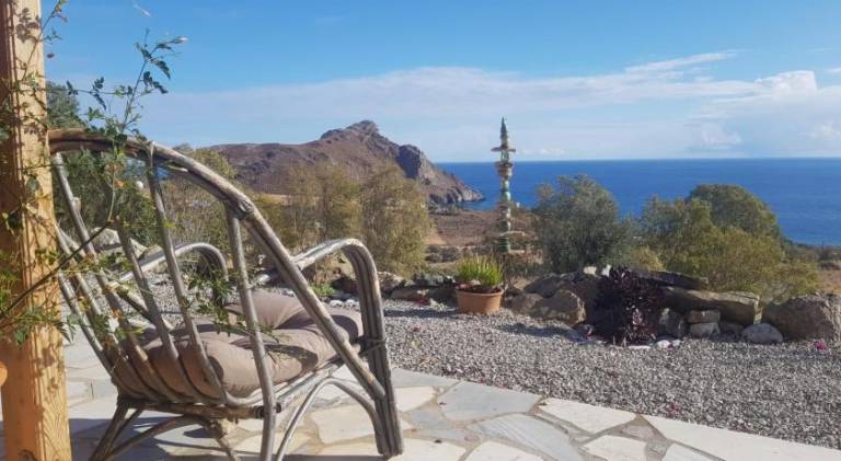 House with terrace & yard in Heraklion
