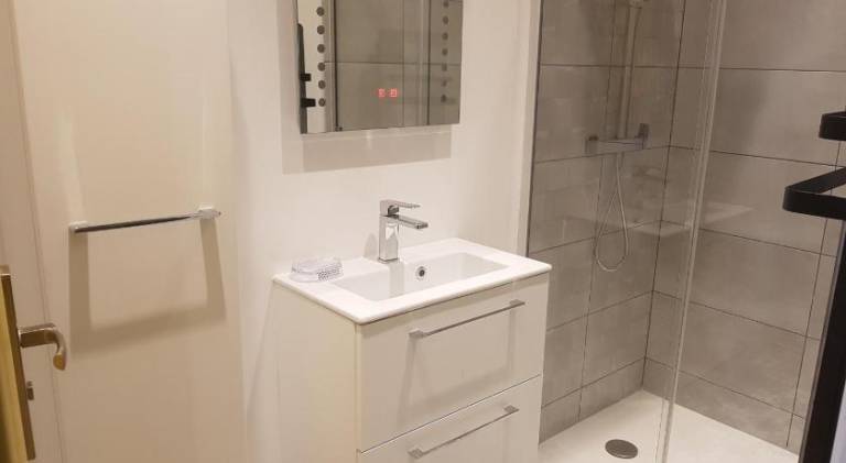 Holiday apartment with 2 rooms for 6 persons — photo 2
