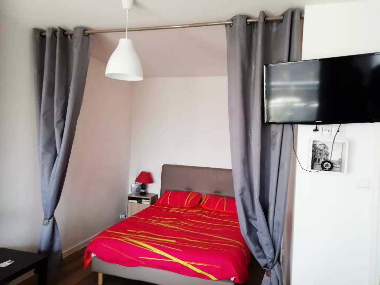 Residence Le Chateau Durieux 1 - Nice studio in the heart of shops! — photo 2