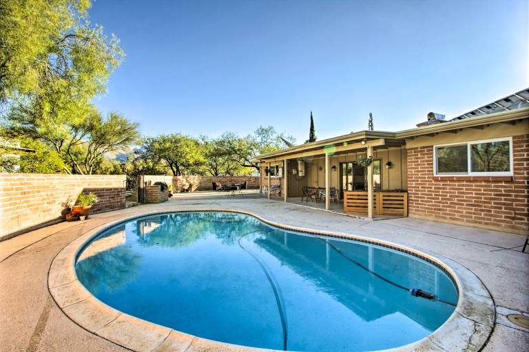 Walkable Tucson Retreat w Pool Fire Pit