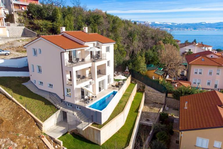 Villa with terrace, jacuzzi & private pool | Pool view in Opatija