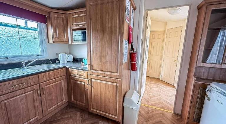 6 Berth Pet Friendly Caravan In Hunstanton By The Beach Ref 13001L — photo 5