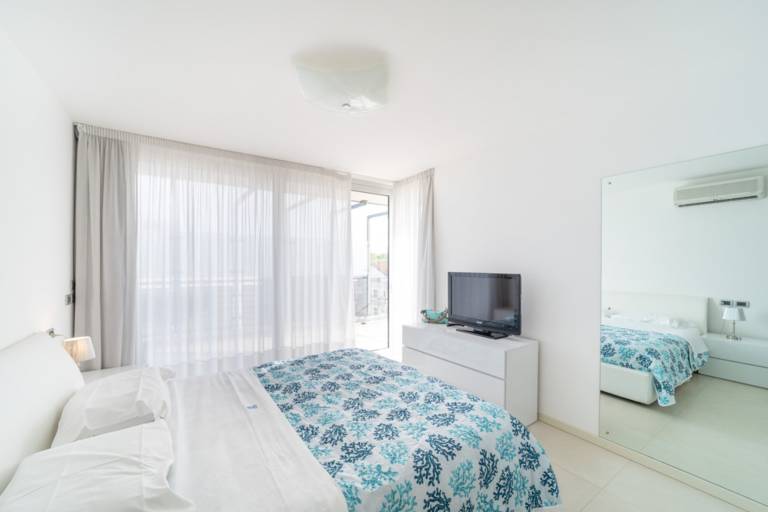 Beautiful modern attic in Lignano — photo 3
