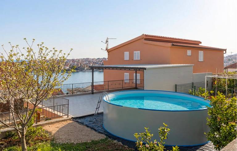 Ferienwohnung in Okrug Gornji, Trogir f&uuml;r max. 8 Personen