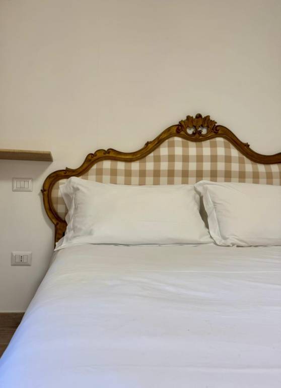 Agriturismo Ponte di Riocchio: Camera Aneto — photo 5