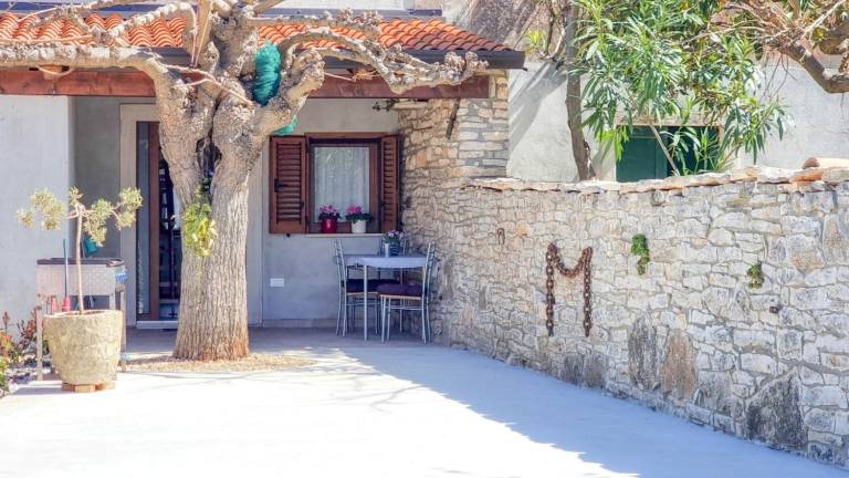 Mediterranean and dog-friendly apartment only 600 meters to the beach — photo 3