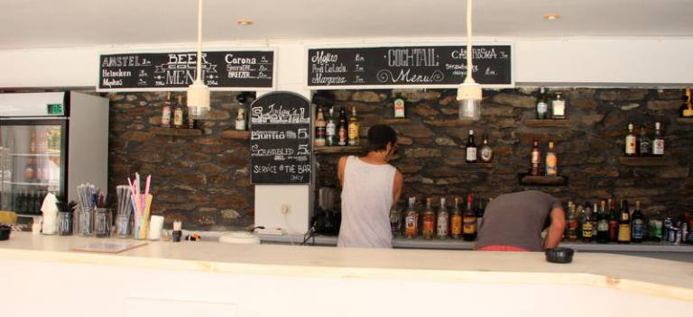 Armadoros Hotel/ Ios Backpackers — photo 4