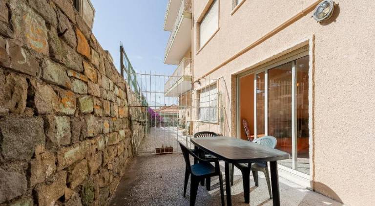 Rental apartment with terrace — photo 4