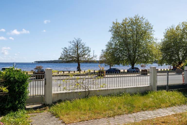 Family-friendly vacation home with garden, fast internet & barbeque | Lake view | Close to the beach | Dogs allowed — photo 4