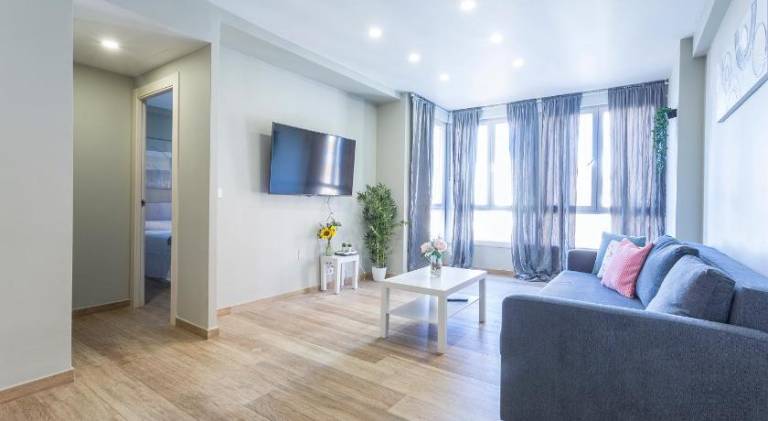 Rental apartment with garden | Close to Puerta de la Macarena — photo 2