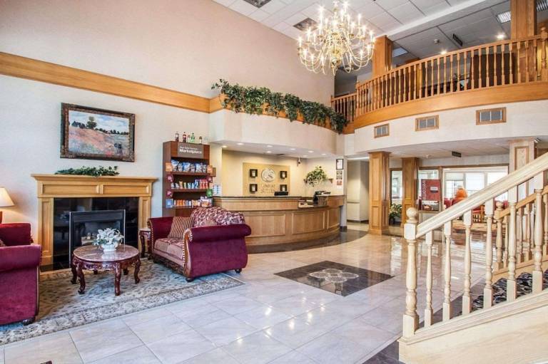 Comfort Suites Clackamas