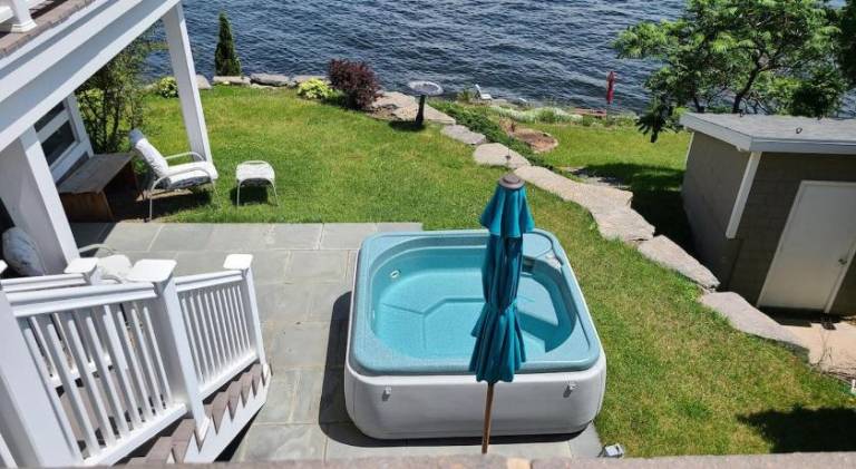 Loza house adirondack screened-in porch unit lake front — photo 4