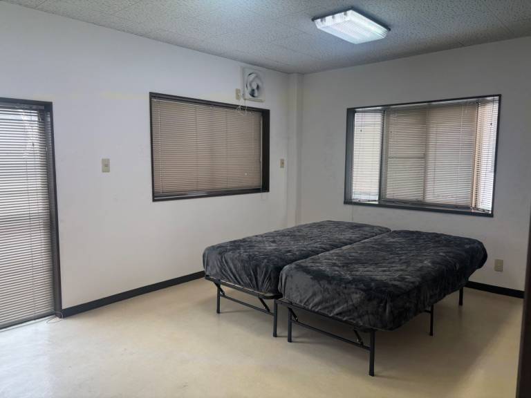 House with 2 rooms for 8 persons in Tokyo