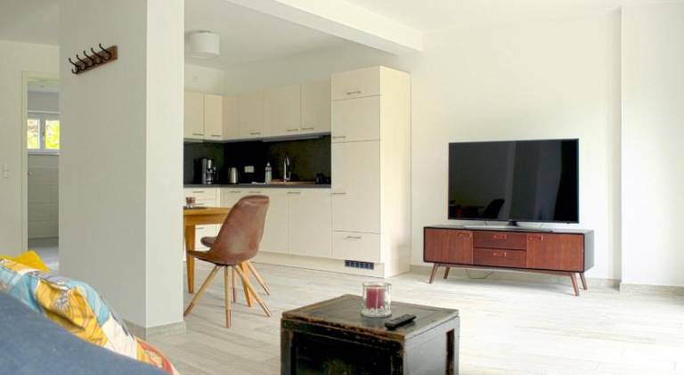 Rental apartment with terrace & garden — photo 2