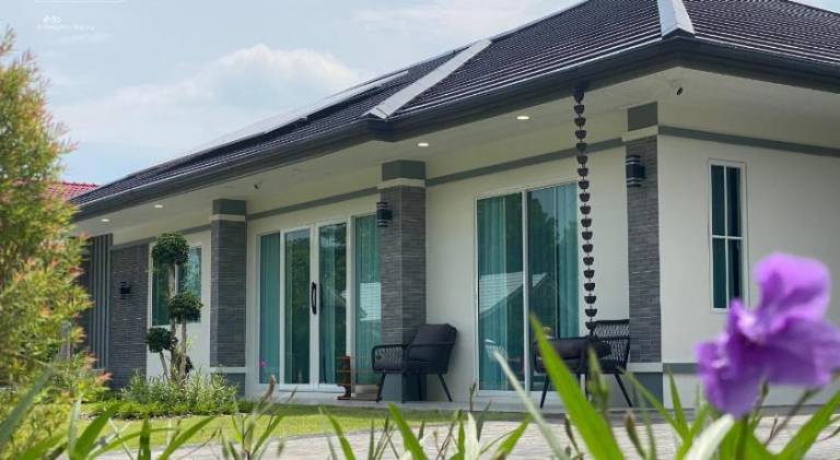 Villa with jacuzzi, patio & barbecue — photo 5