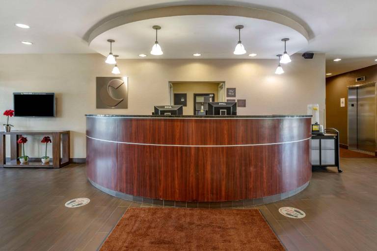 Comfort Suites Coralville I-80 — photo 5
