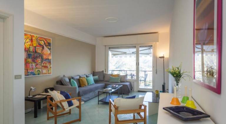 Apartment with pool in Rapallo