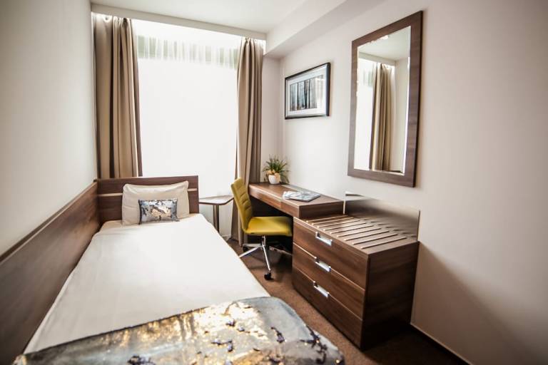 Apartment Chessington