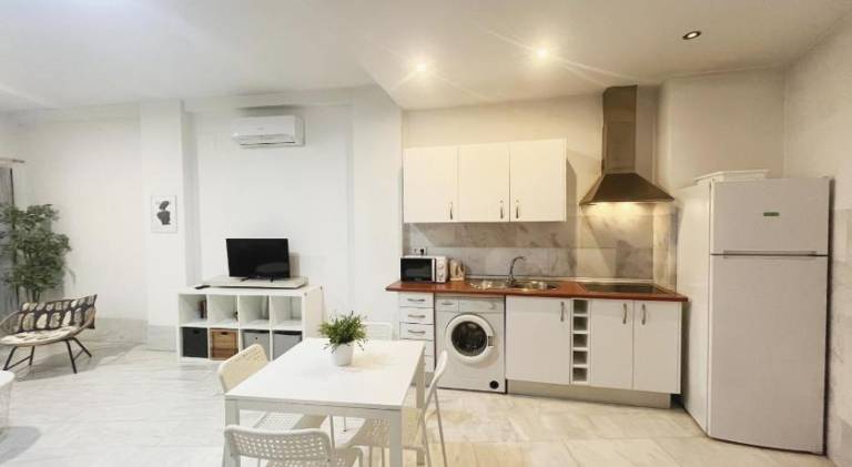 Beautiful rental apartment | Near Metropol Parasol | Pet-friendly — photo 4