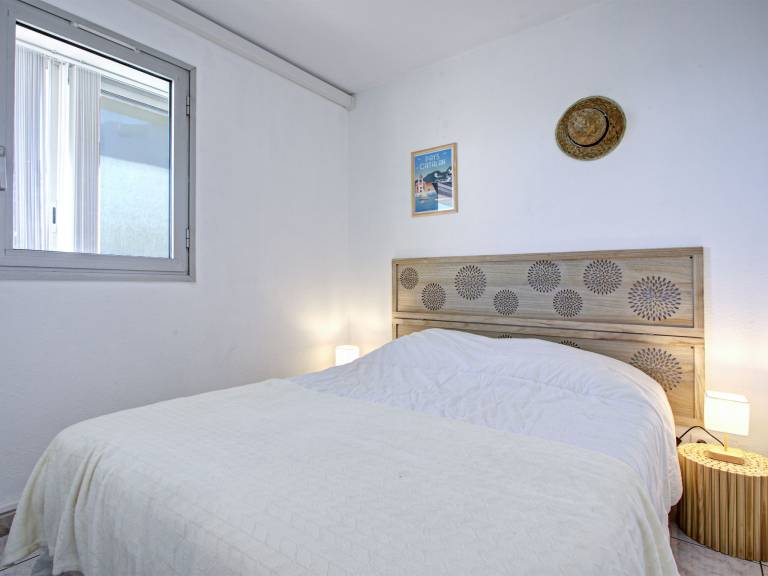 Apartment with 1 room for 4 persons — photo 3
