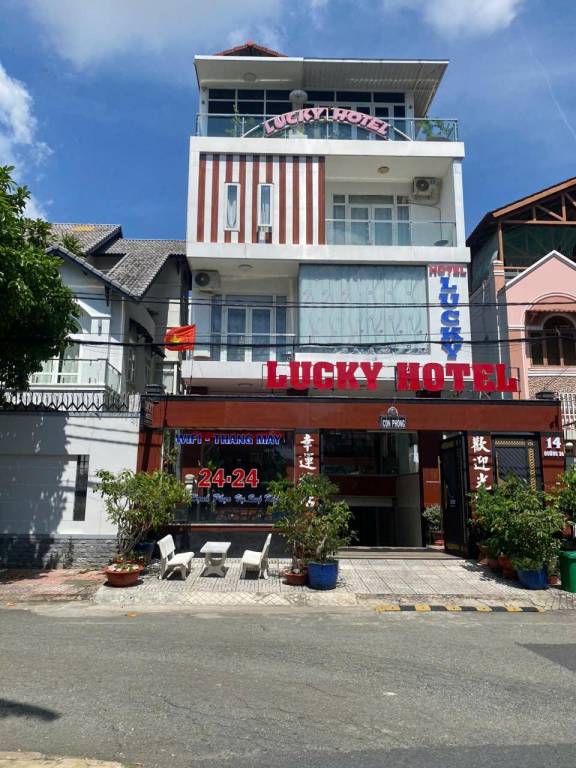 Lucky hotel