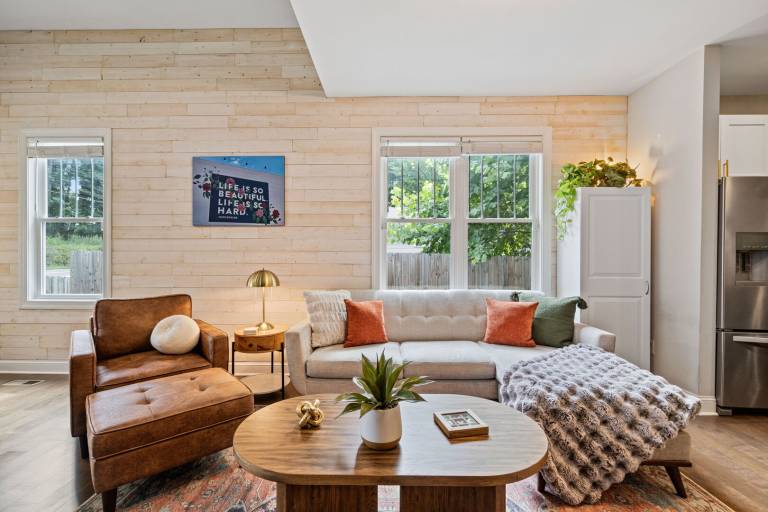 Vacation home with terrace & garden — photo 4