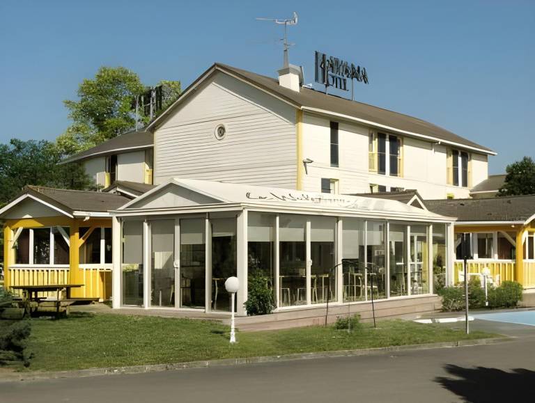 HAVANA Hotel in Sens