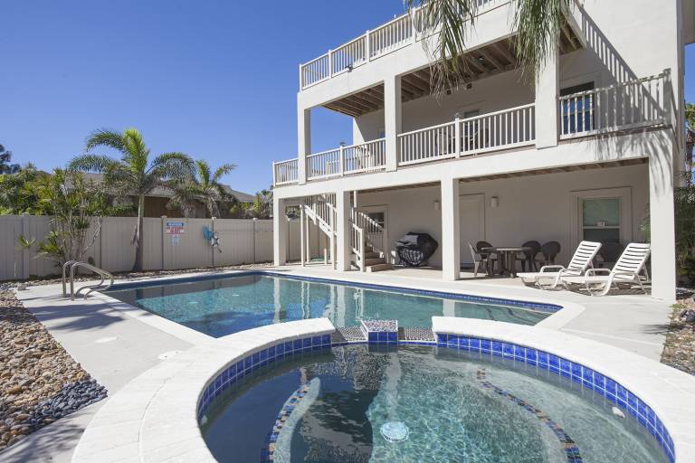 Vacation home with garden & private pool in South Padre Island, TX