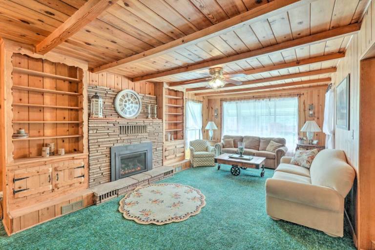 Top 12 Flagstaff KidFriendly Restaurants Rentals TRIPPING