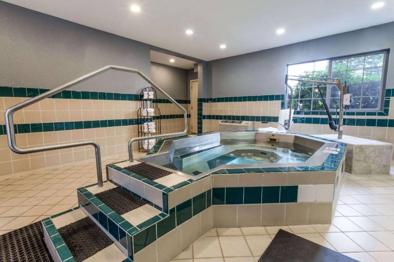 Ramada by Wyndham Portland — photo 2