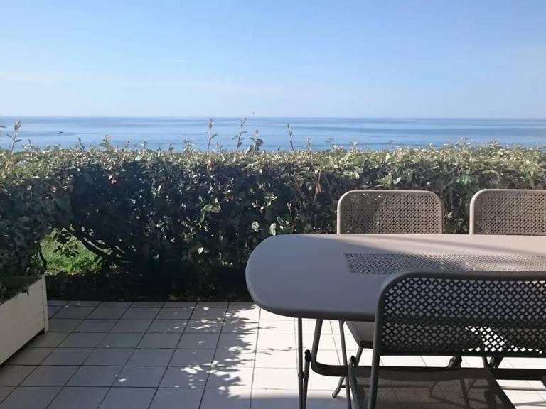 Beautiful rental apartment | Next to the beach | Pet-friendly — photo 2