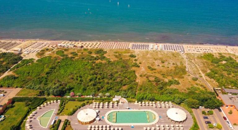 Appartamento con servizi Calambrone