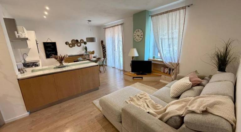 Rental apartment with 2 rooms for 4 persons — photo 2
