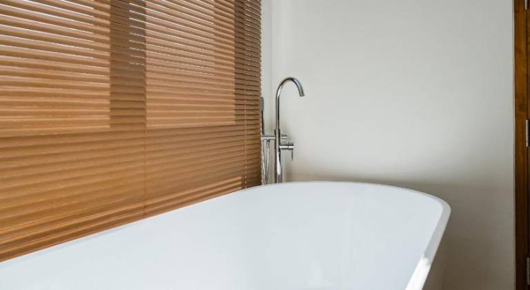 Villa with pool — photo 3