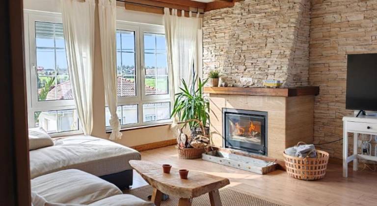 Charming vacation home with pool & hot tub | Pet-friendly in Cudillero